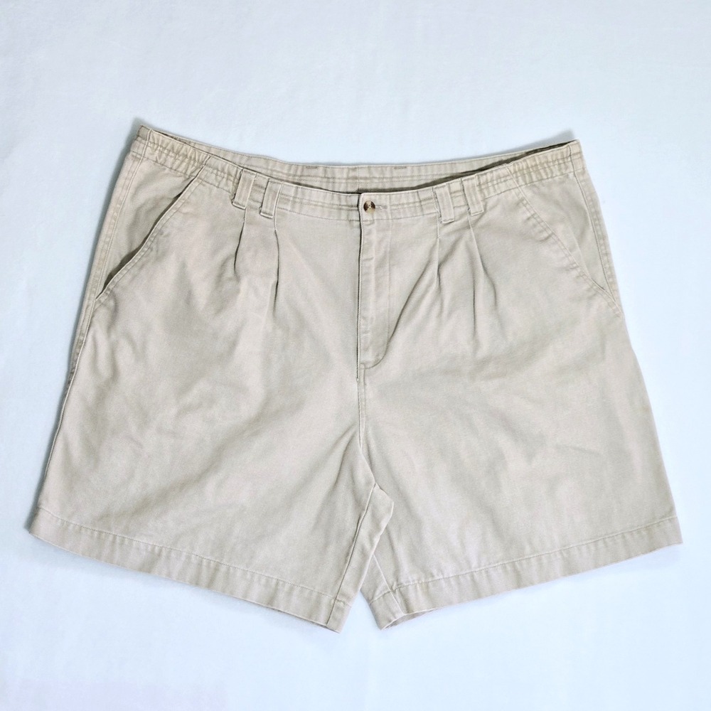 Big Dogs Shorts Mens Vintage Khaki Beige Pleated Size 2X Inseam 8in Cotton